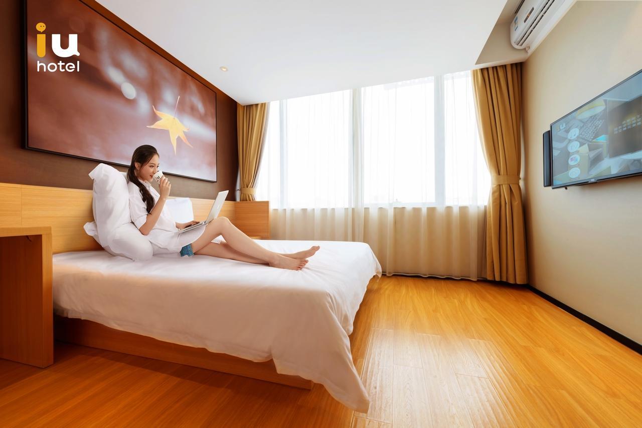 Iu Hotel Tianjin Binjiang Walking Street Exterior foto